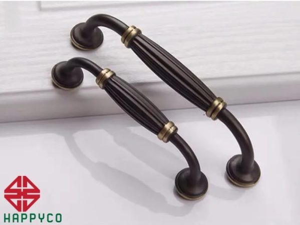 TAY NẮM TỦ 03